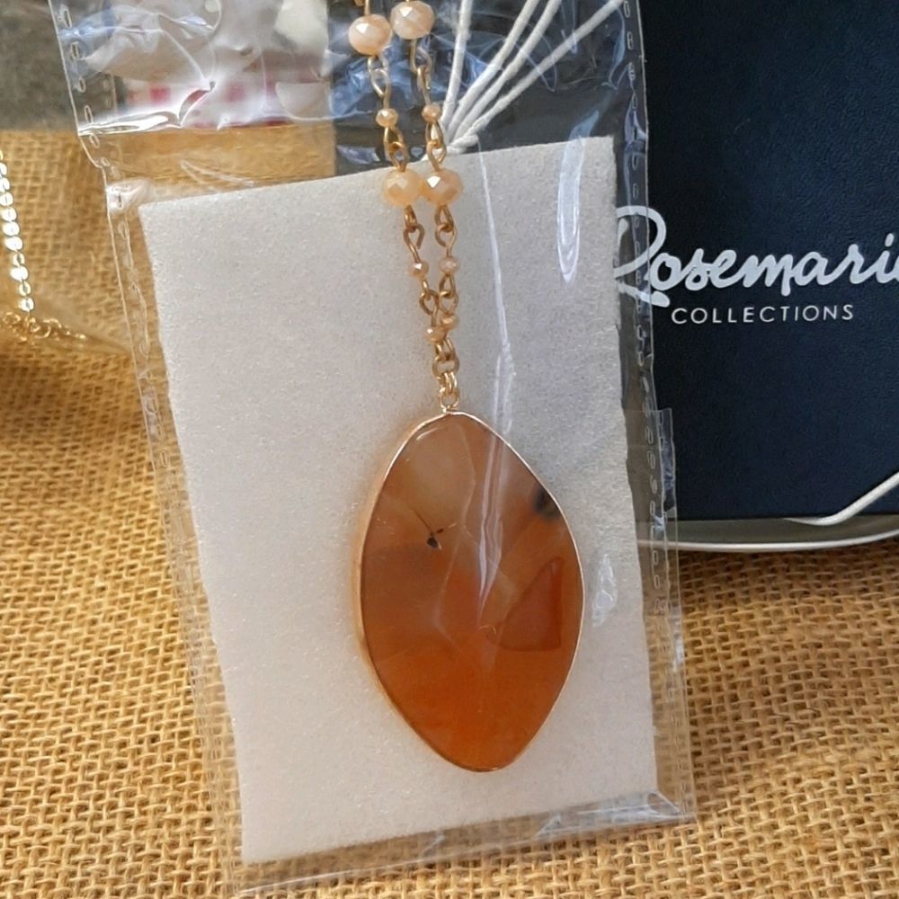 Nwt Rosemarie Collection Large Amber Stone Necklace, 2.5 Inches Long.